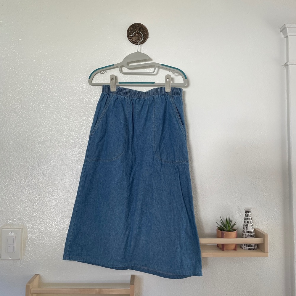 Vintage Blue Denim Midi Skirt Elastic High Waist A-Line with Pockets Medium Wash